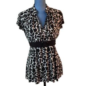 Dressbarn Top Black & White Giraffe Print Blouse Small